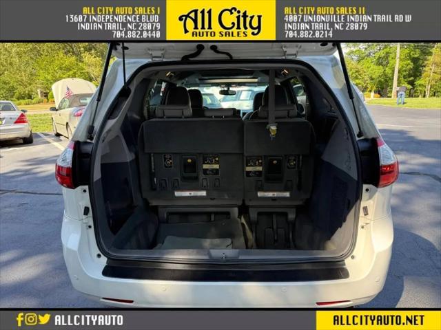 2015 Toyota Sienna XLE 8 Passenger