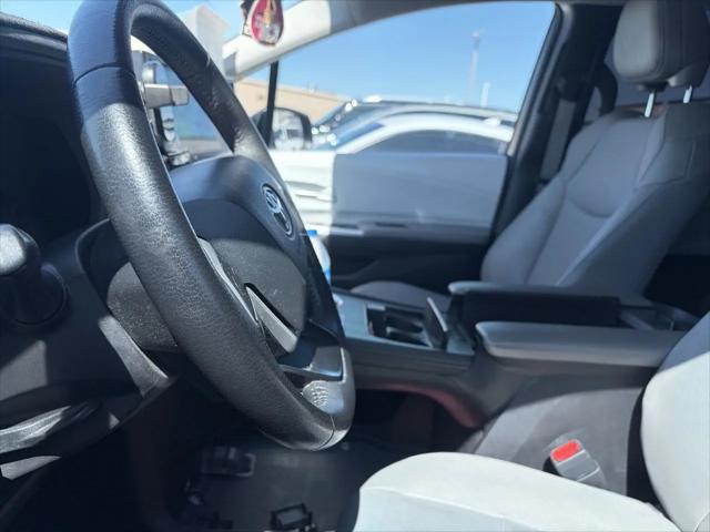 2025 Toyota Sienna XLE