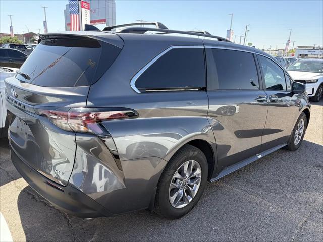 2025 Toyota Sienna XLE