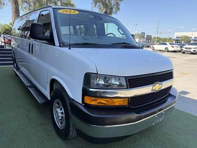 2023 Chevrolet Express Passenger RWD 3500 Extended Wheelbase LT