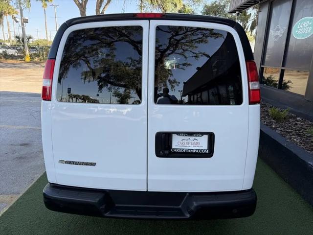 2023 Chevrolet Express Passenger RWD 3500 Extended Wheelbase LS
