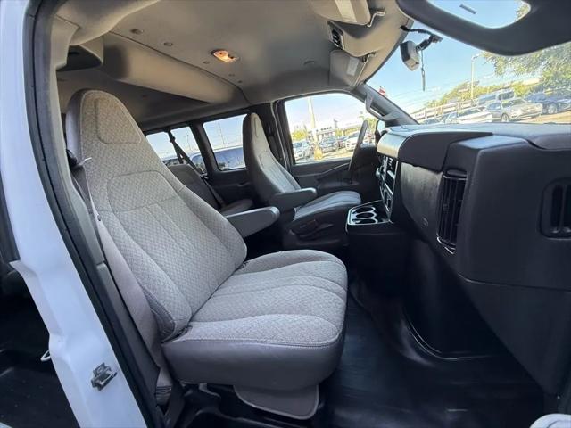 2023 Chevrolet Express Passenger RWD 3500 Extended Wheelbase LS