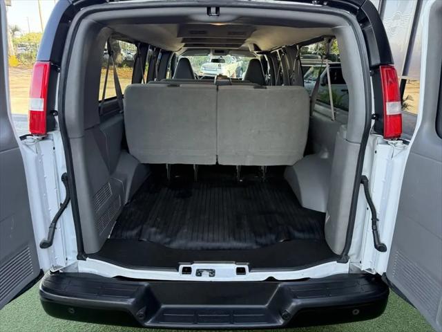 2023 Chevrolet Express Passenger RWD 3500 Extended Wheelbase LS