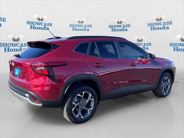 2025 Chevrolet Trax FWD LT