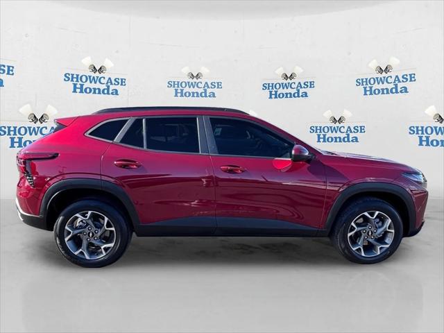 2025 Chevrolet Trax FWD LT
