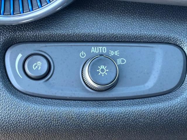 2025 Chevrolet Trax FWD LT
