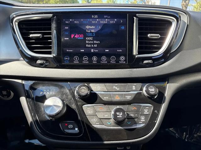 2018 Chrysler Pacifica Touring L