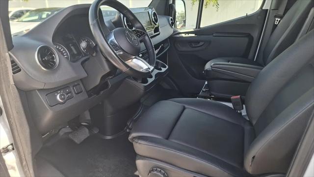 2025 Mercedes-Benz Sprinter 2500 Standard Roof 4-Cyl Diesel