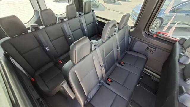 2025 Mercedes-Benz Sprinter 2500 Standard Roof 4-Cyl Diesel