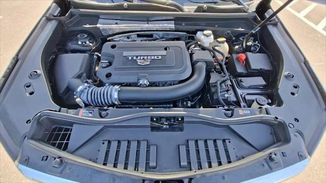 2025 Cadillac XT4 FWD Premium Luxury