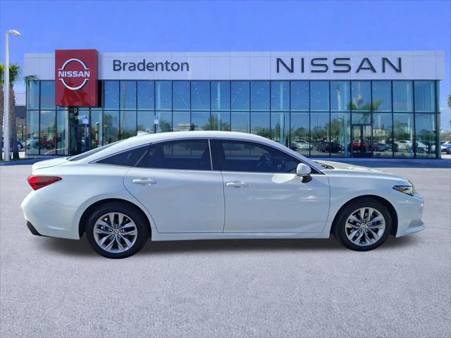 2022 Toyota Avalon XLE