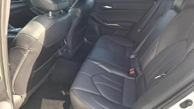 2022 Toyota Avalon XLE