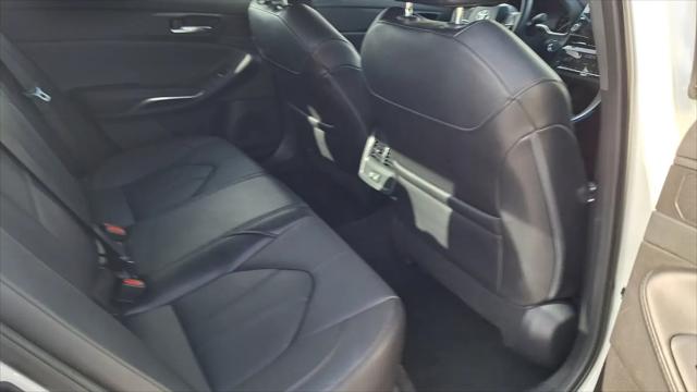 2022 Toyota Avalon XLE