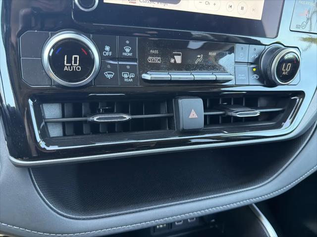 2025 Toyota Highlander LE