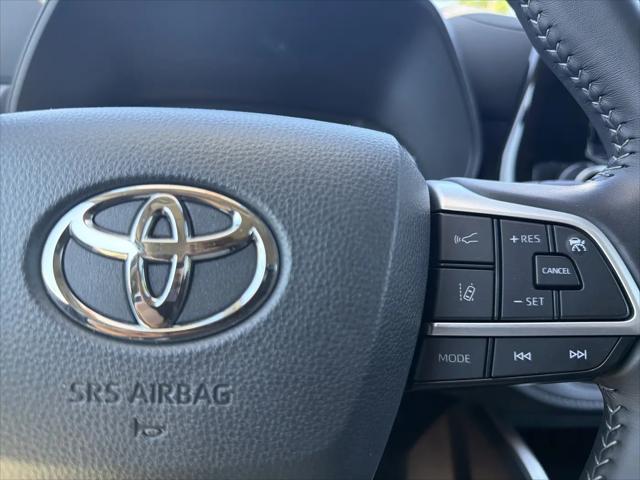 2025 Toyota Highlander LE