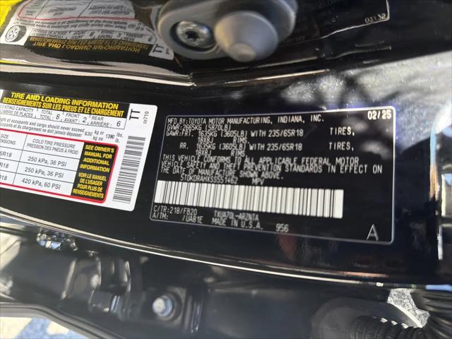 2025 Toyota Highlander LE