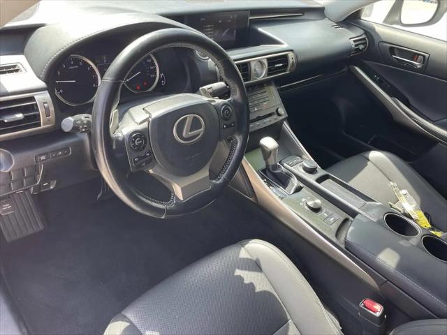 2015 Lexus IS 250 Crafted Line
