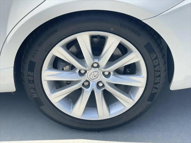 2015 Lexus IS 250 Crafted Line