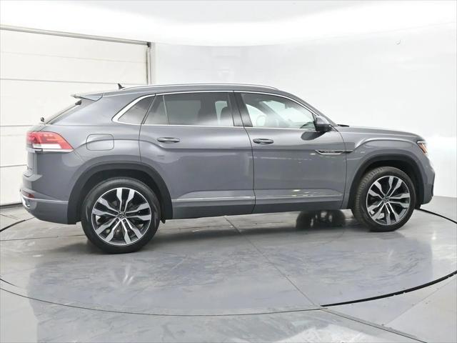 2022 Volkswagen Atlas Cross Sport 3.6L V6 SEL Premium R-Line