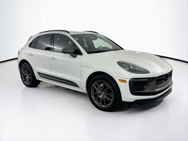2023 Porsche Macan T