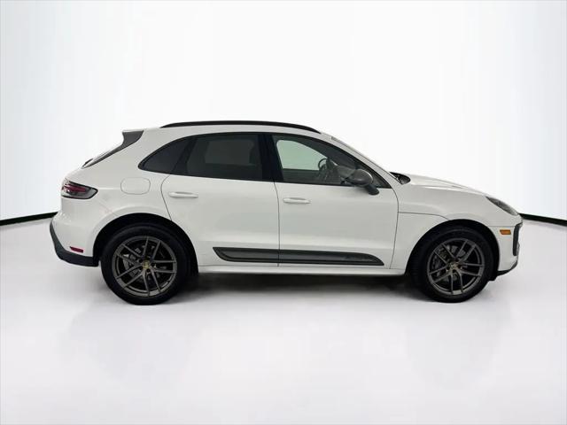 2023 Porsche Macan T