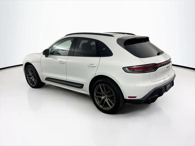 2023 Porsche Macan T