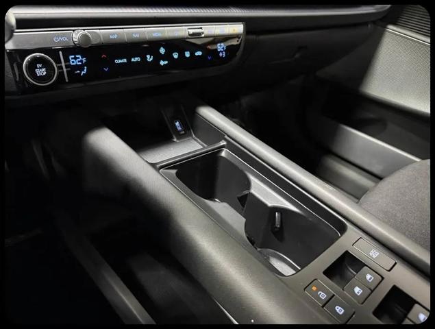2024 Hyundai IONIQ 6 SE Standard Range