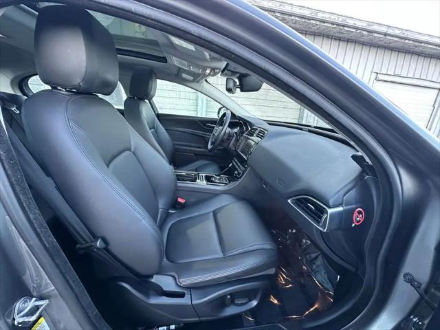 2018 Jaguar XE 25t Premium