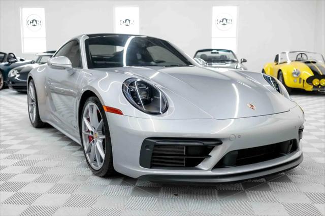 2024 Porsche 911 Carrera GTS