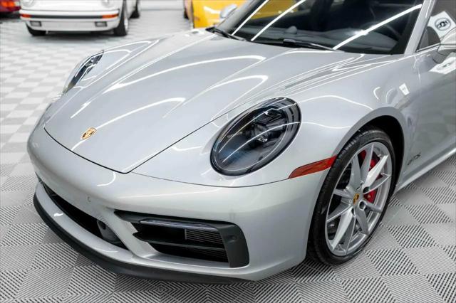 2024 Porsche 911 Carrera GTS