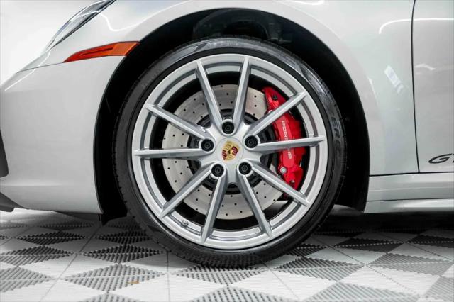 2024 Porsche 911 Carrera GTS