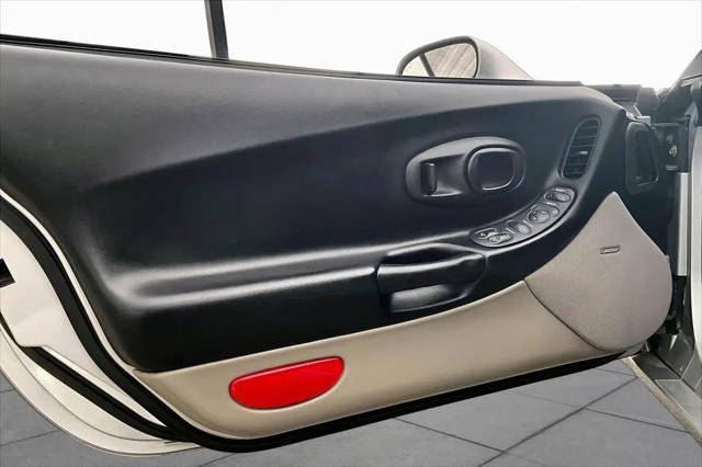 1998 Chevrolet Corvette Base