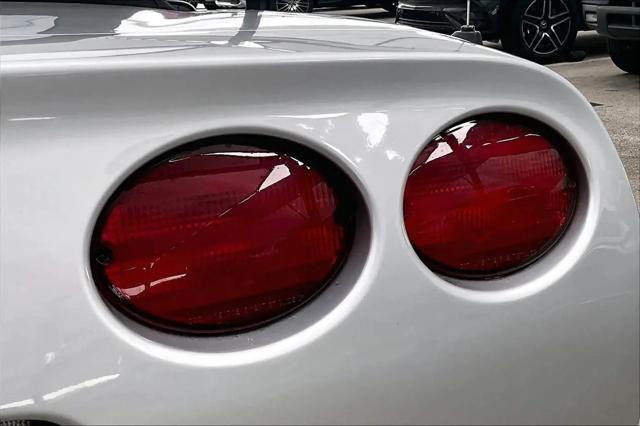 1998 Chevrolet Corvette Base
