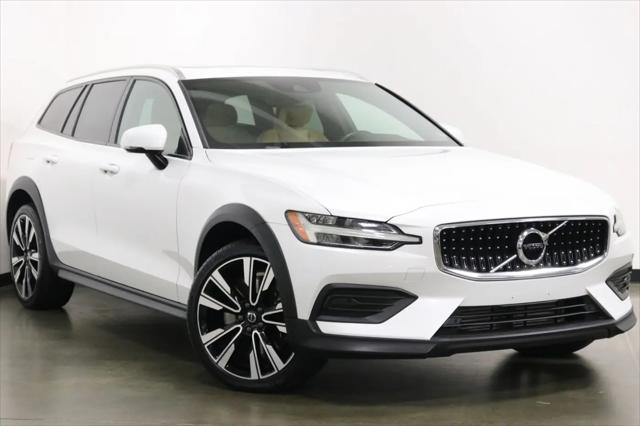 2020 Volvo V60 Cross Country T5