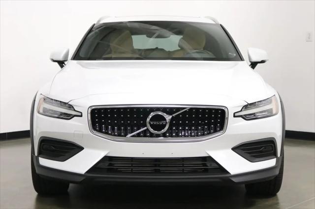 2020 Volvo V60 Cross Country T5