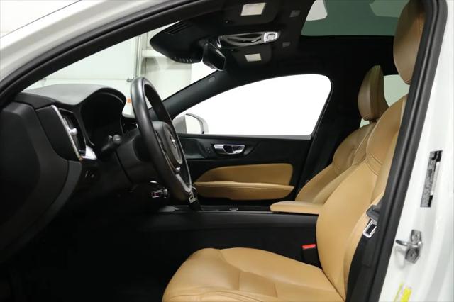 2020 Volvo V60 Cross Country T5