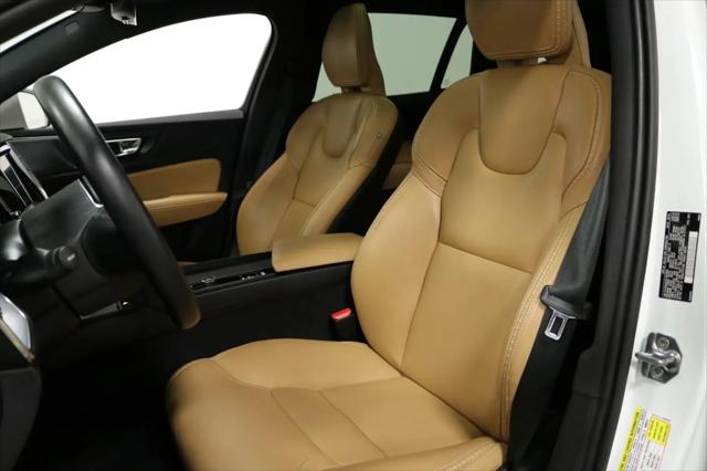 2020 Volvo V60 Cross Country T5