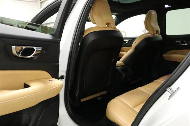 2020 Volvo V60 Cross Country T5