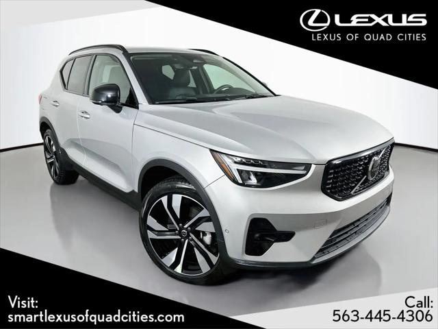2025 Volvo XC40 B5 Plus Dark Theme for sale in Davenport, IA