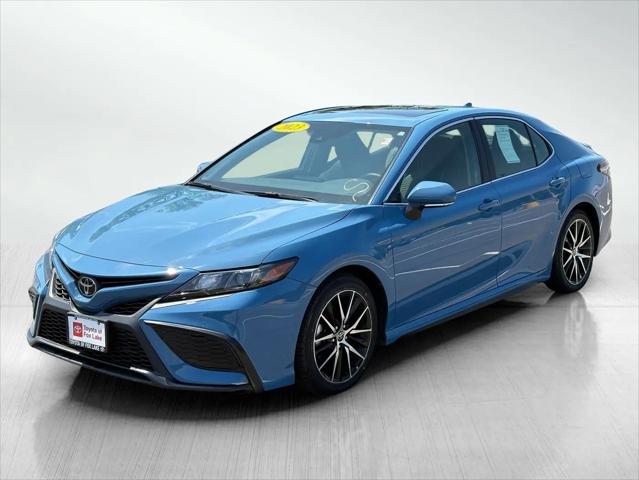 2023 Toyota Camry SE AWD