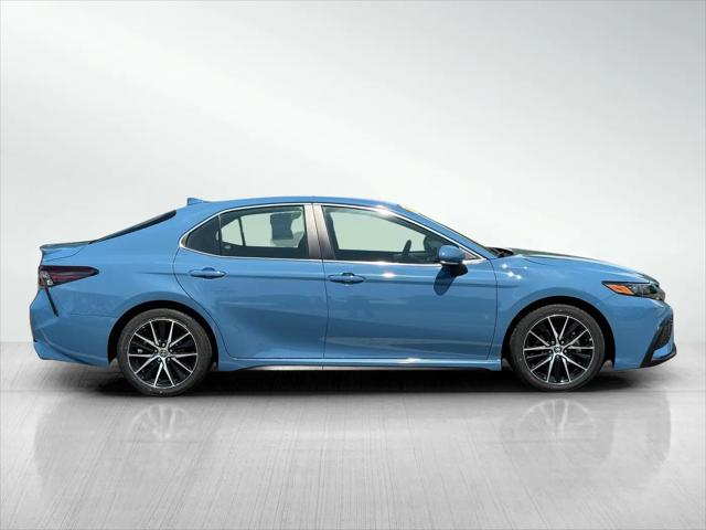 2023 Toyota Camry SE AWD