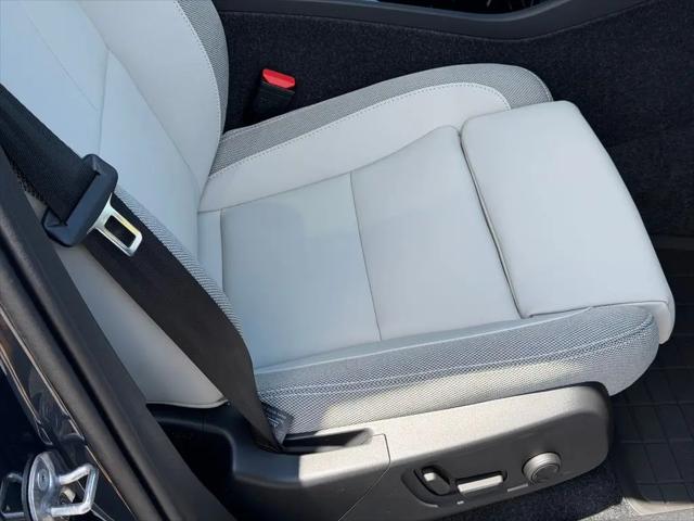 2026 Volvo EX40 Plus, Twin Motor, Fully electric