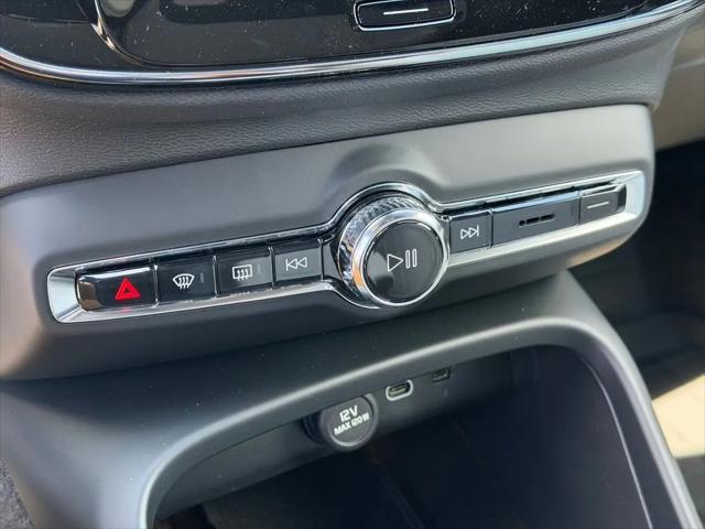 2026 Volvo EX40 Plus, Twin Motor, Fully electric