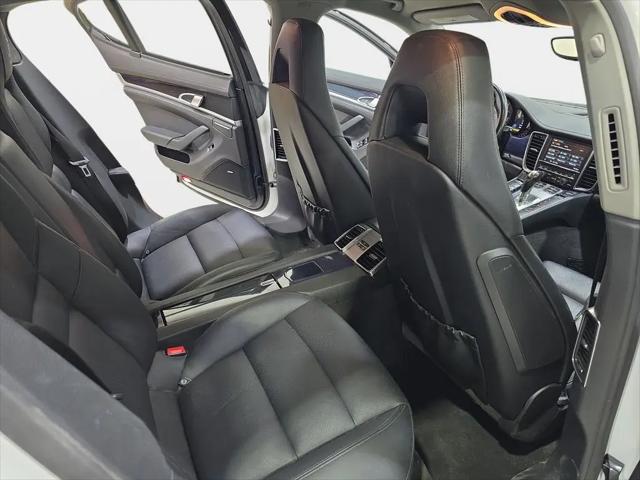 2013 Porsche Panamera 4