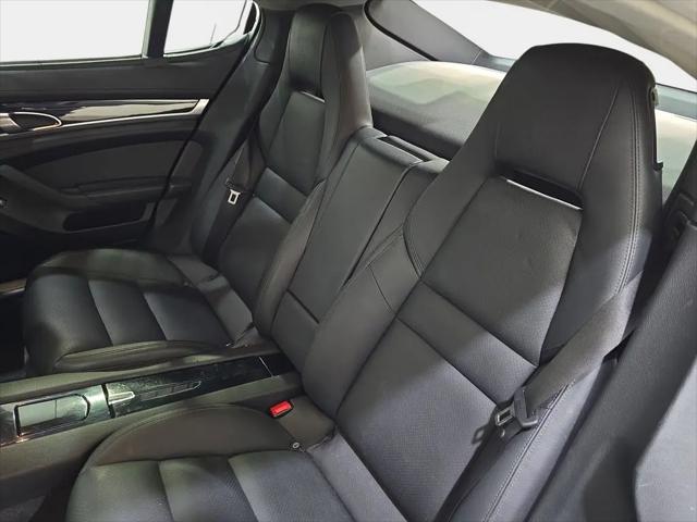 2013 Porsche Panamera 4