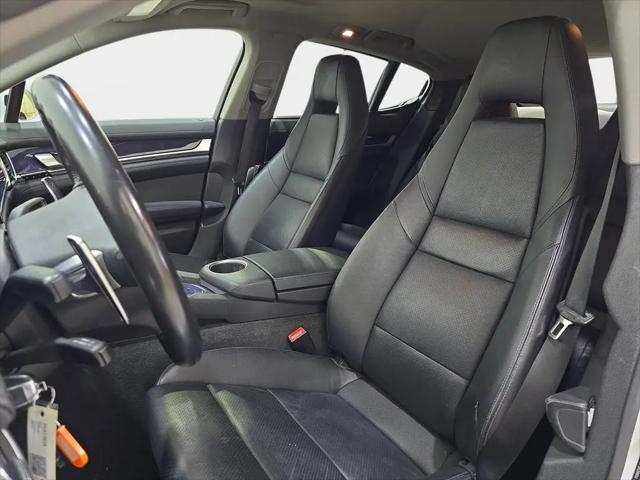 2013 Porsche Panamera 4