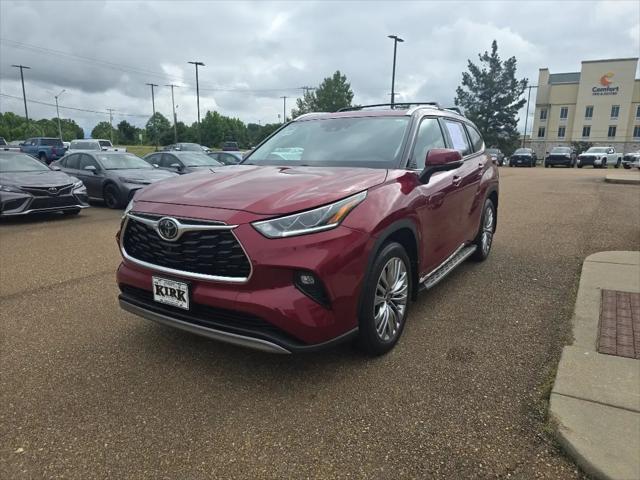2024 Toyota Highlander Platinum