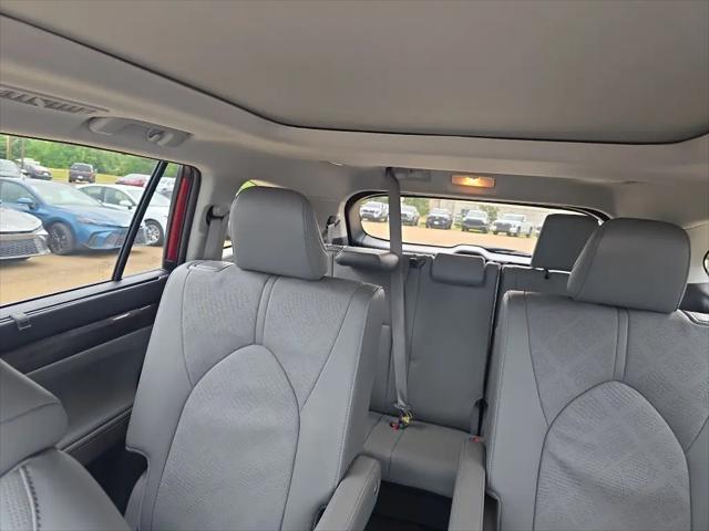 2024 Toyota Highlander Platinum