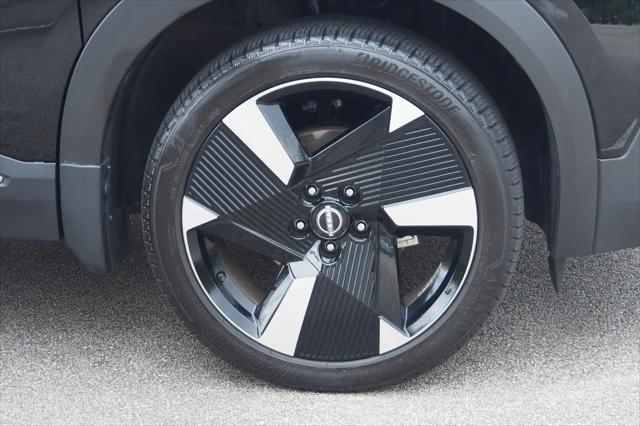 2025 Nissan Kicks SR Intelligent AWD