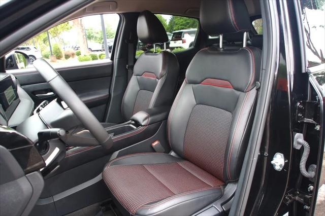 2025 Nissan Kicks SR Intelligent AWD
